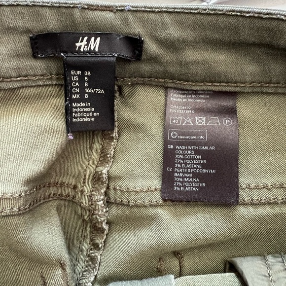 H&M Green Skinny Jeans Women’s Size 8 - Picture 3 of 3